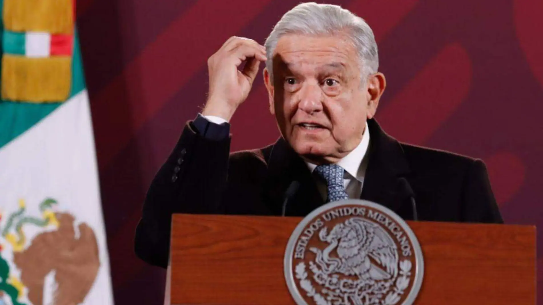 Llama AMLO a grupo opositor Mexicolectivo como un ala del conservadurismo